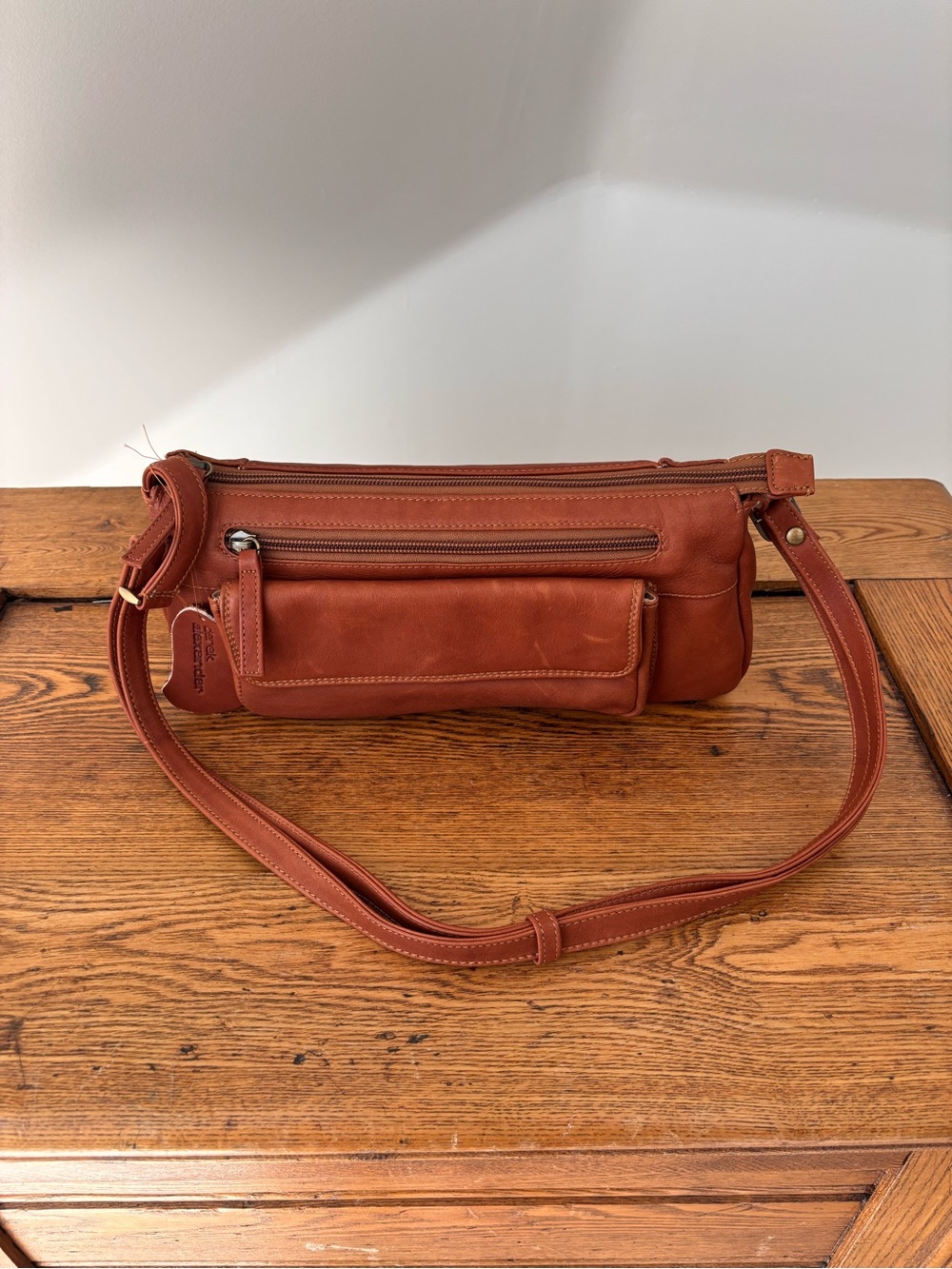 Derek Alexander Leather Crossbody Bag 🤎